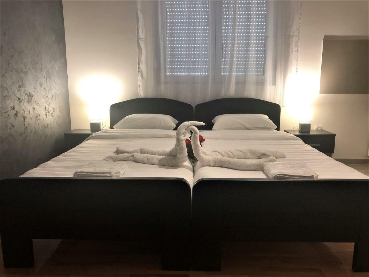 Airport Rest Apartments Belgrad Exteriör bild