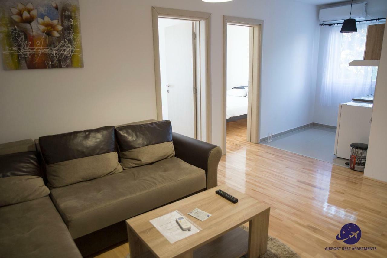 Airport Rest Apartments Belgrad Exteriör bild