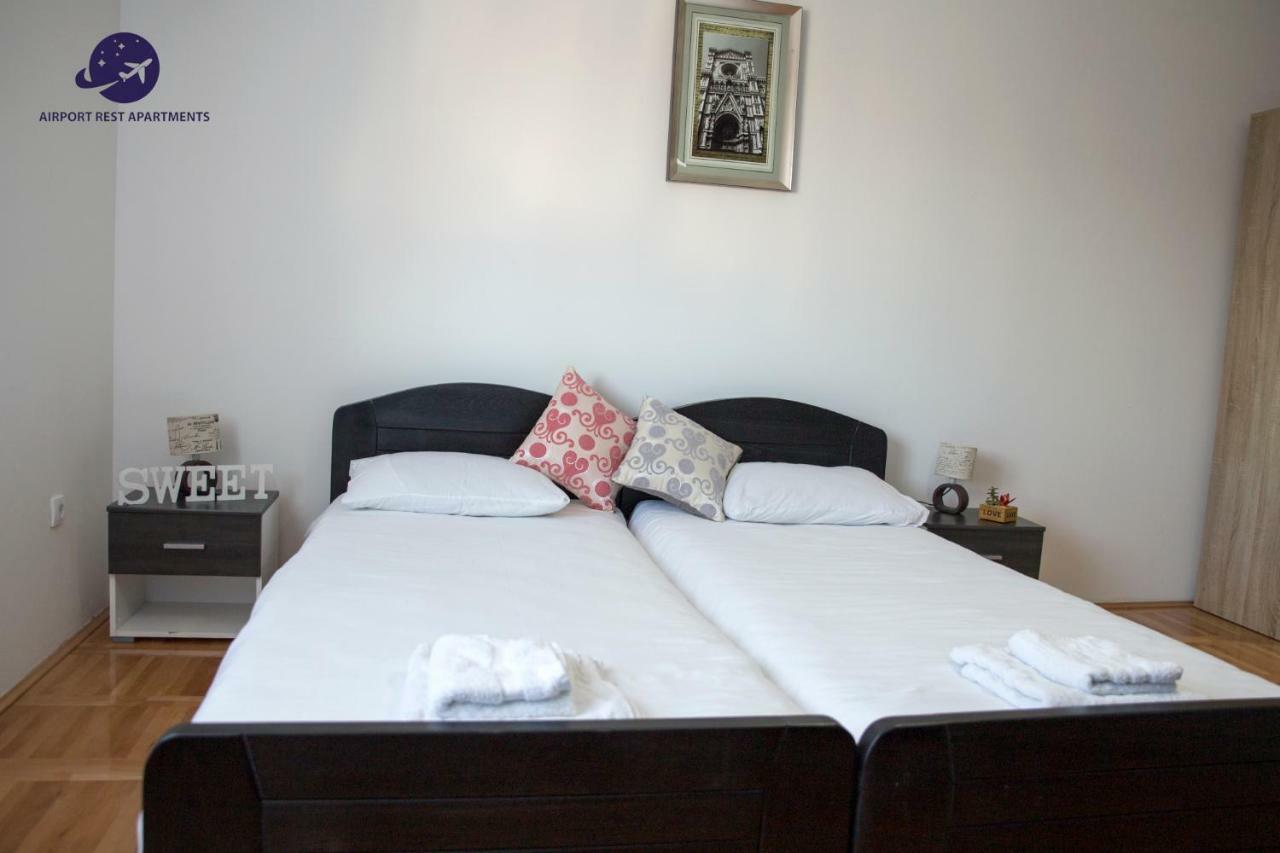 Airport Rest Apartments Belgrad Exteriör bild